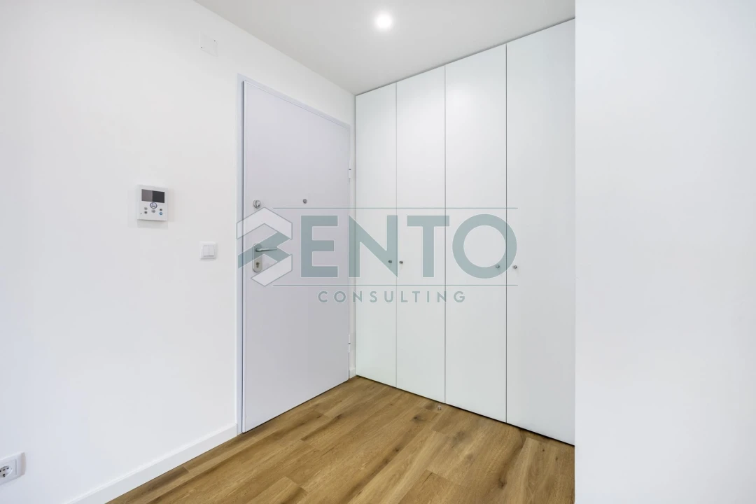 Apartamento T2 para Venda em Nazare Foto 4