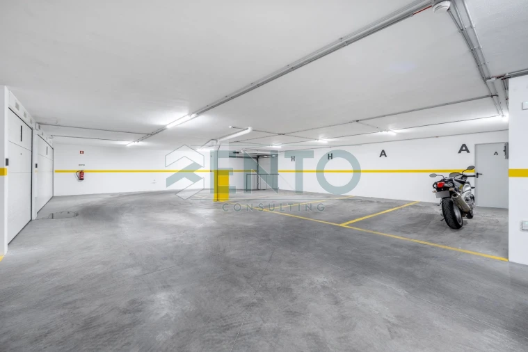 Apartamento T2 para Venda em Nazare Foto 23