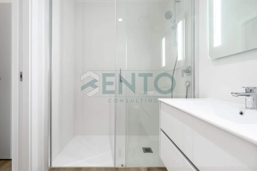 Apartamento T2 para Venda em Nazare Foto 20