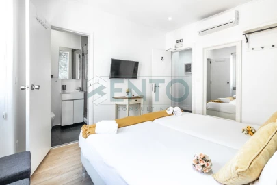 Apartamento T9 para Venda em Santo António