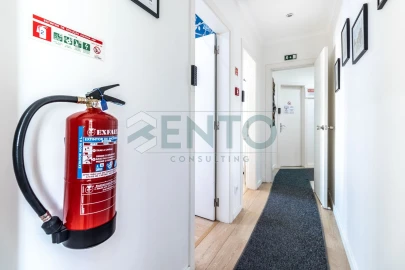 Apartamento T9 para Venda em Santo António