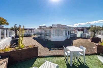 Apartamento T9 para Venda em Santo António
