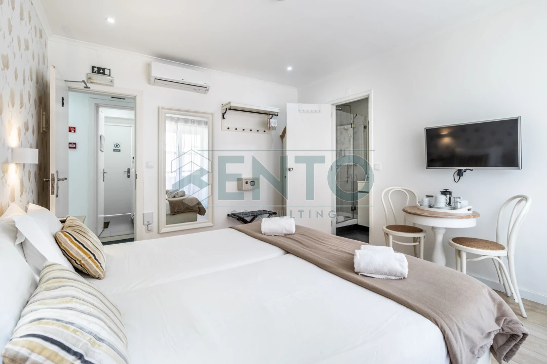 Apartamento T9 para Venda em Santo António Foto 25