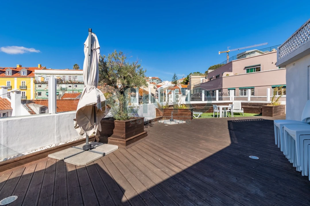 Apartamento T9 para Venda em Santo António Foto 43