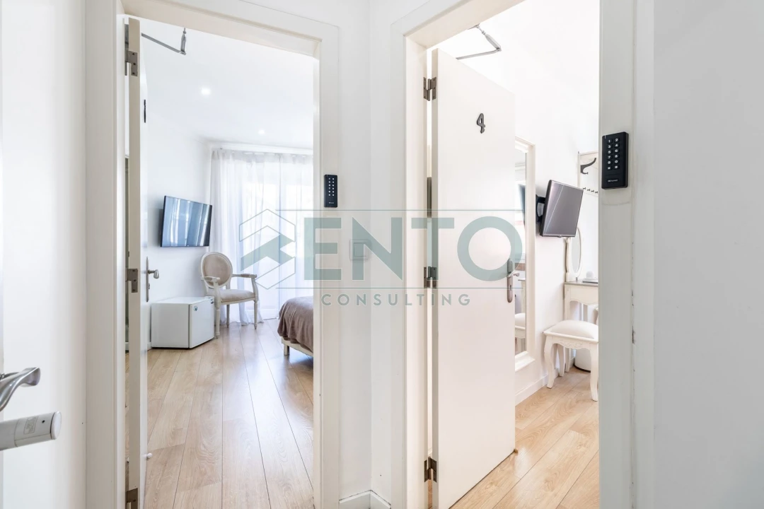 Apartamento T9 para Venda em Santo António Foto 13