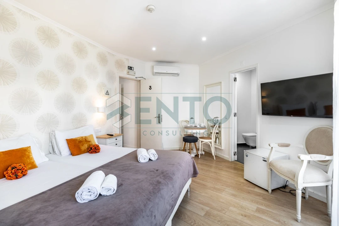 Apartamento T9 para Venda em Santo António Foto 15