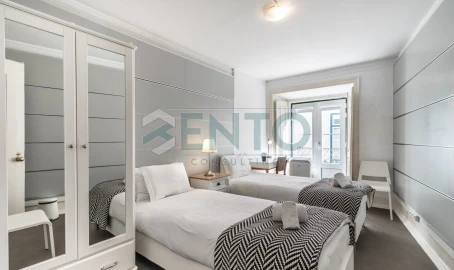 Apartamento T9 para Venda em Misericórdia
