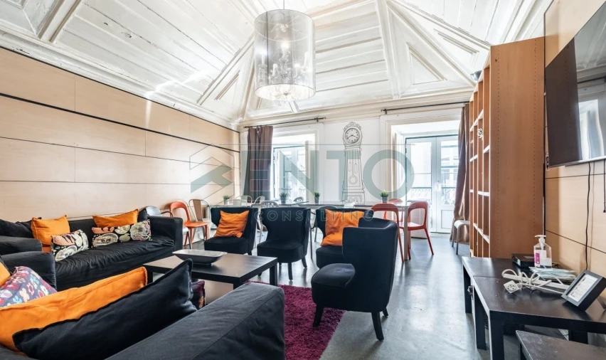 Apartamento T9 para Venda em Misericórdia Foto 7