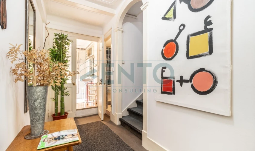 Apartamento T9 para Venda em Misericórdia Foto 5