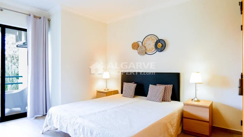 Apartamento T1 para Venda em Quarteira