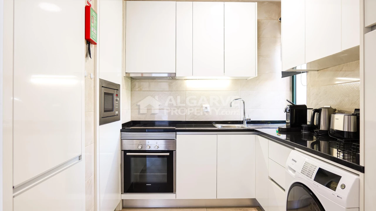 Apartamento T1 para Venda em Quarteira Foto 10
