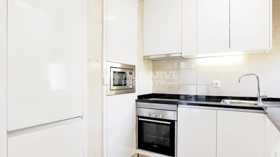 Apartamento T1 para Venda em Quarteira Foto 11