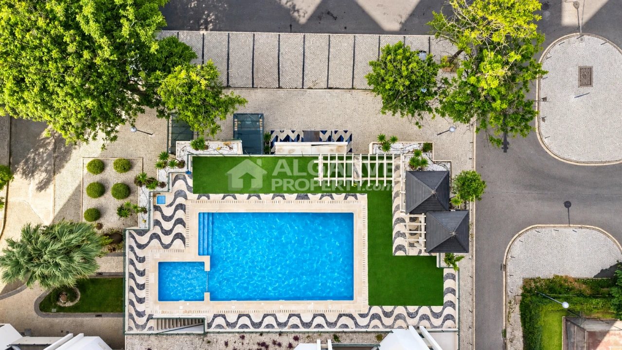 Apartamento T1 para Venda em Quarteira Foto 6