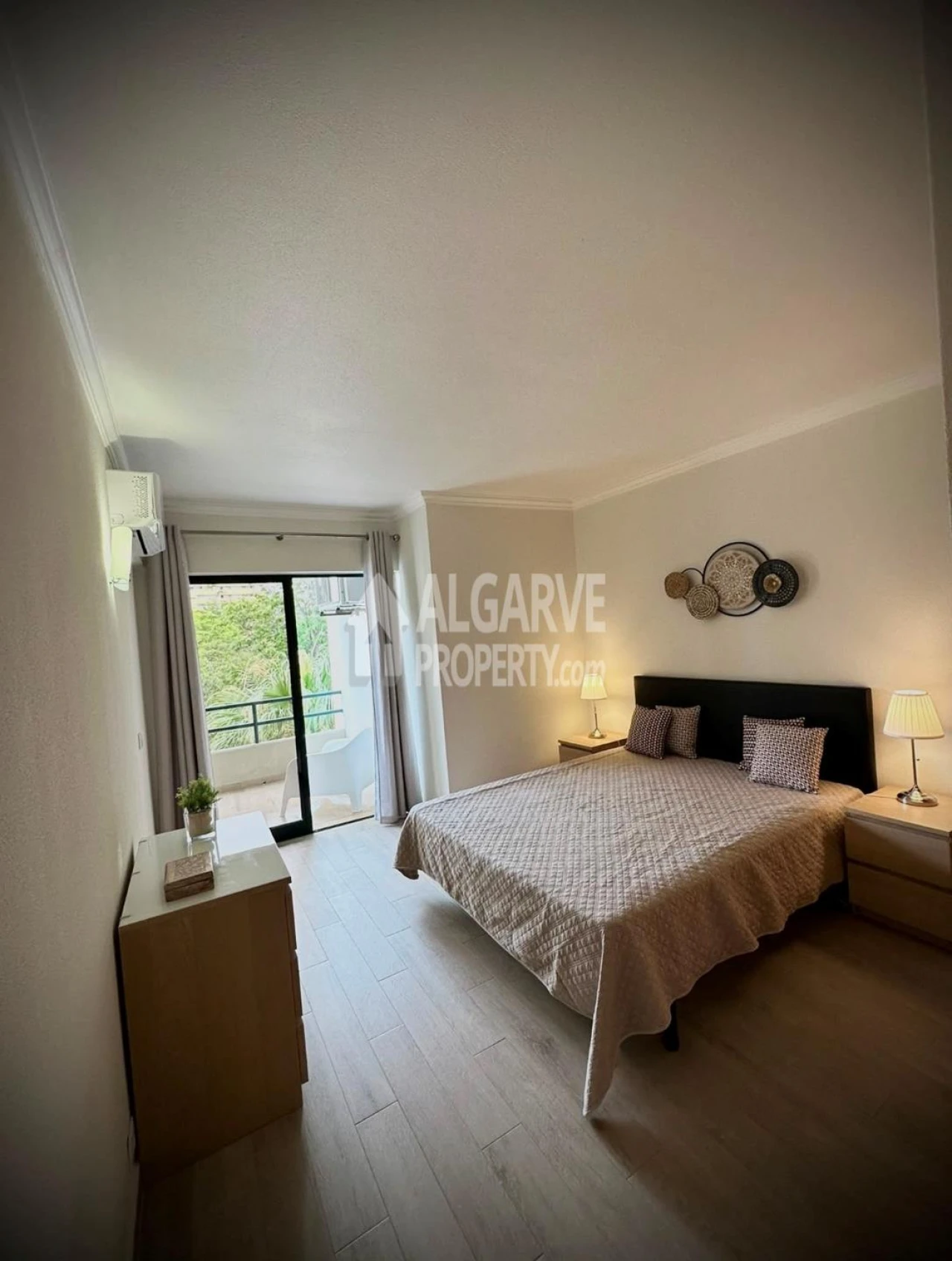 Apartamento T1 para Venda em Quarteira Foto 10