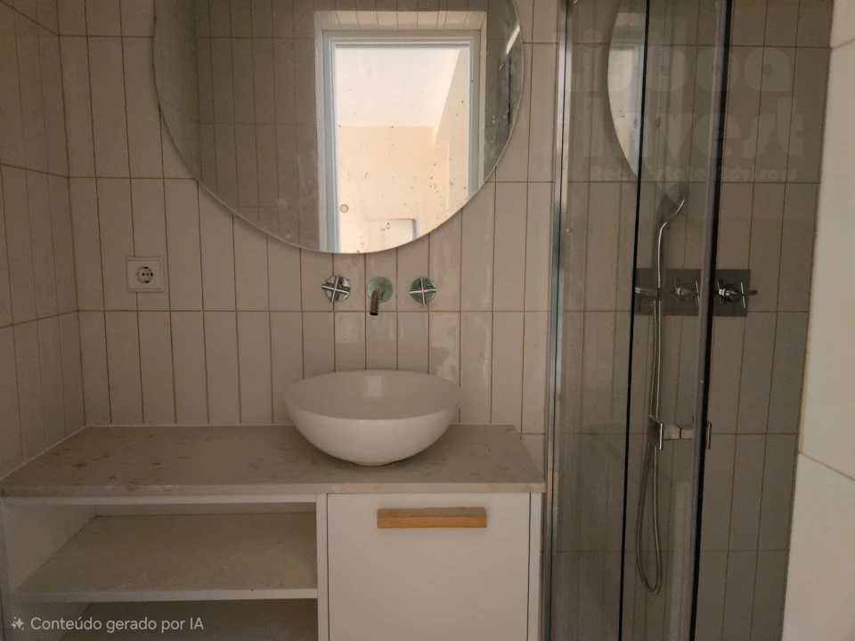 Apartamento T1 para Venda em Santa Maria Maior Foto 7