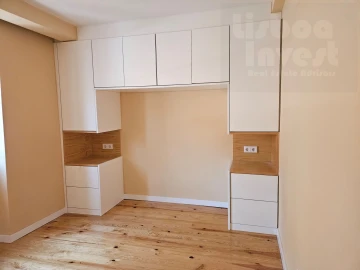Apartamento T1 para Venda em Santa Maria Maior