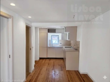 Apartamento T1 para Venda em Santa Maria Maior