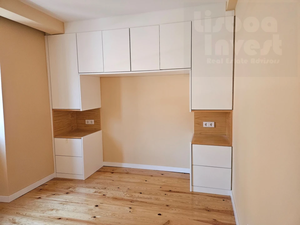 Apartamento T1 para Venda em Santa Maria Maior Foto 9