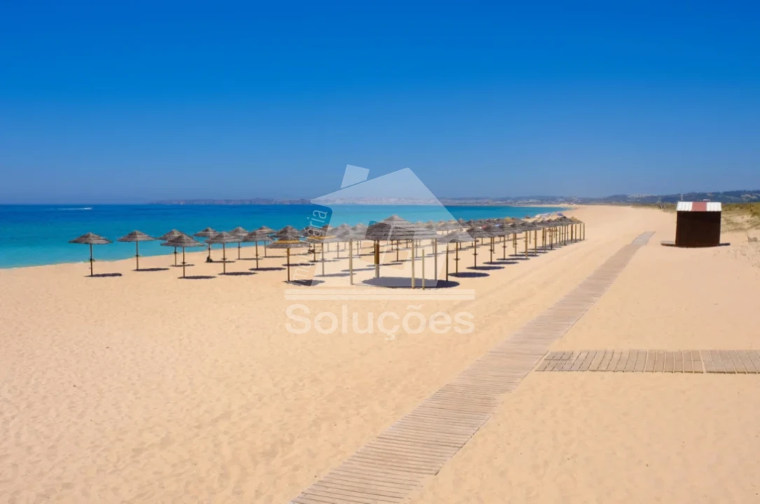 Apartamento T2 para Venda em Alvor Foto 15