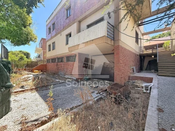 Prédio para Venda em Portimão