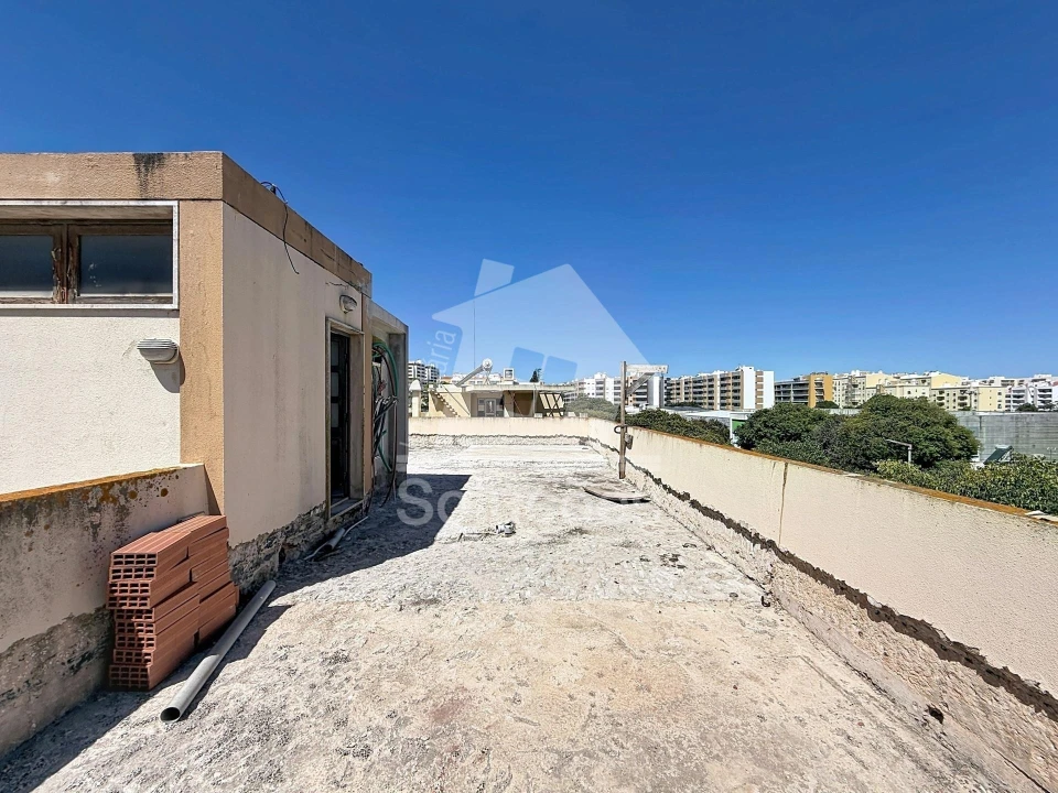 Prédio para Venda em Portimão Foto 7