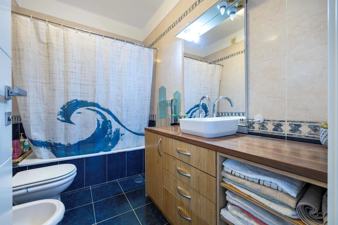 Apartamento T3 para Venda em Portimão Foto 6