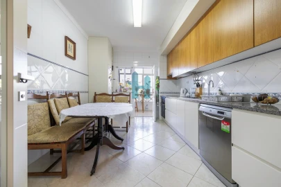 Apartamento T3 para Venda em Portimão