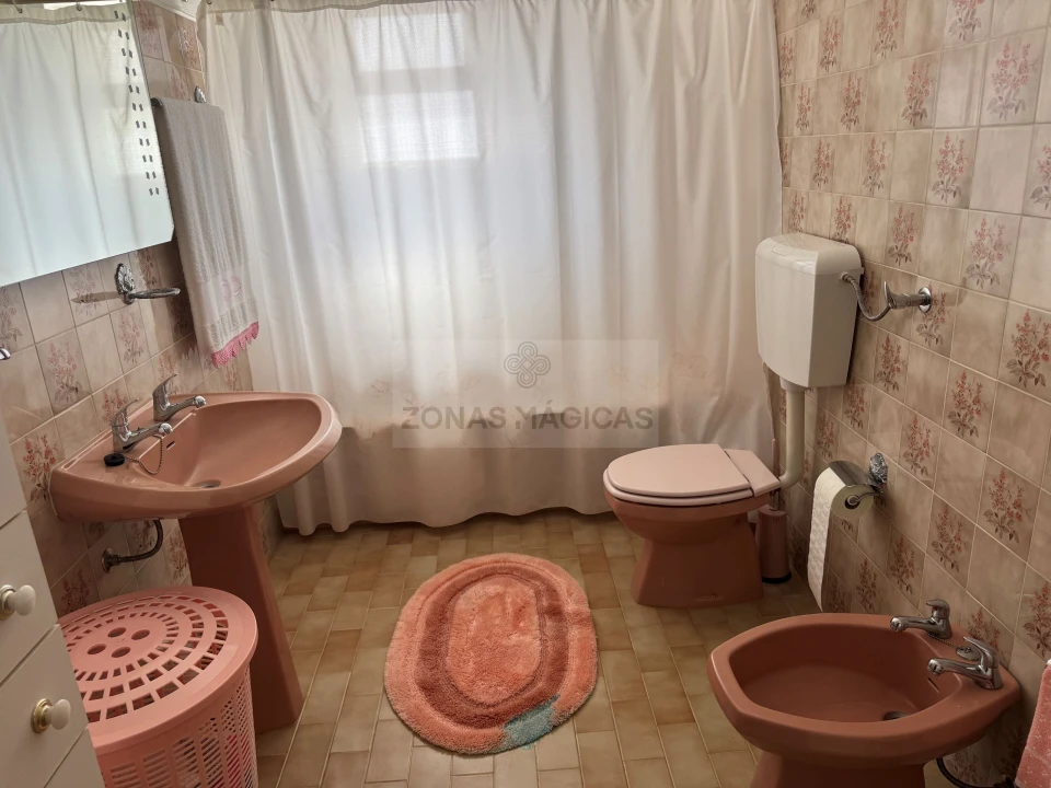 Negócio para Venda em Marmelete Foto 51