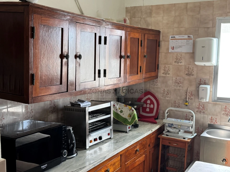 Negócio para Venda em Marmelete Foto 9