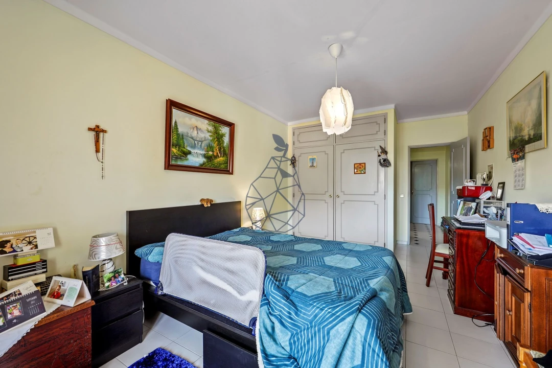 Apartamento T3 para Venda em Portimão Foto 43