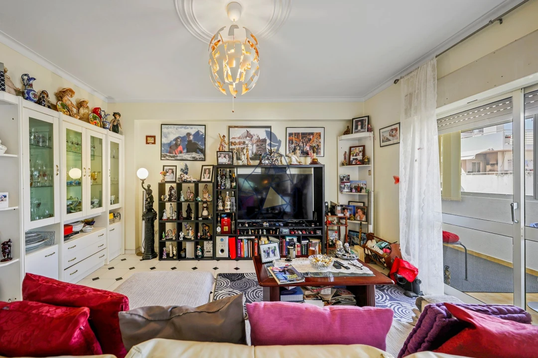Apartamento T3 para Venda em Portimão Foto 8