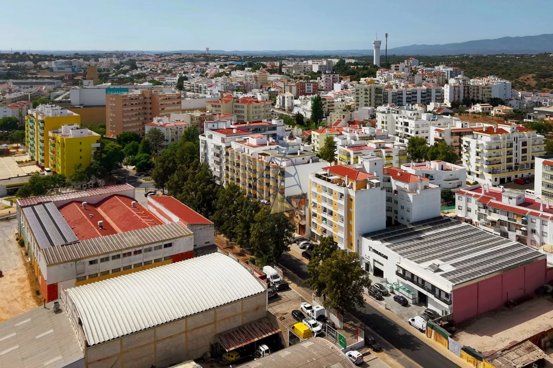 Apartamento T3 para Venda em Portimão Foto 53