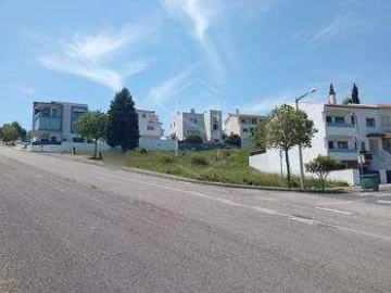 Terreno para Venda em Leiria, Pousos, Barreira e Cortes