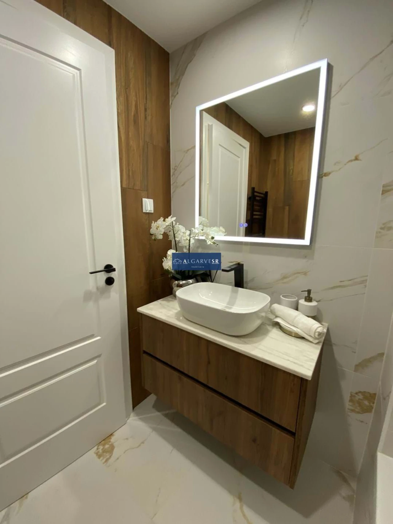 Apartamento T2 para Venda em Armação de Pera Foto 8