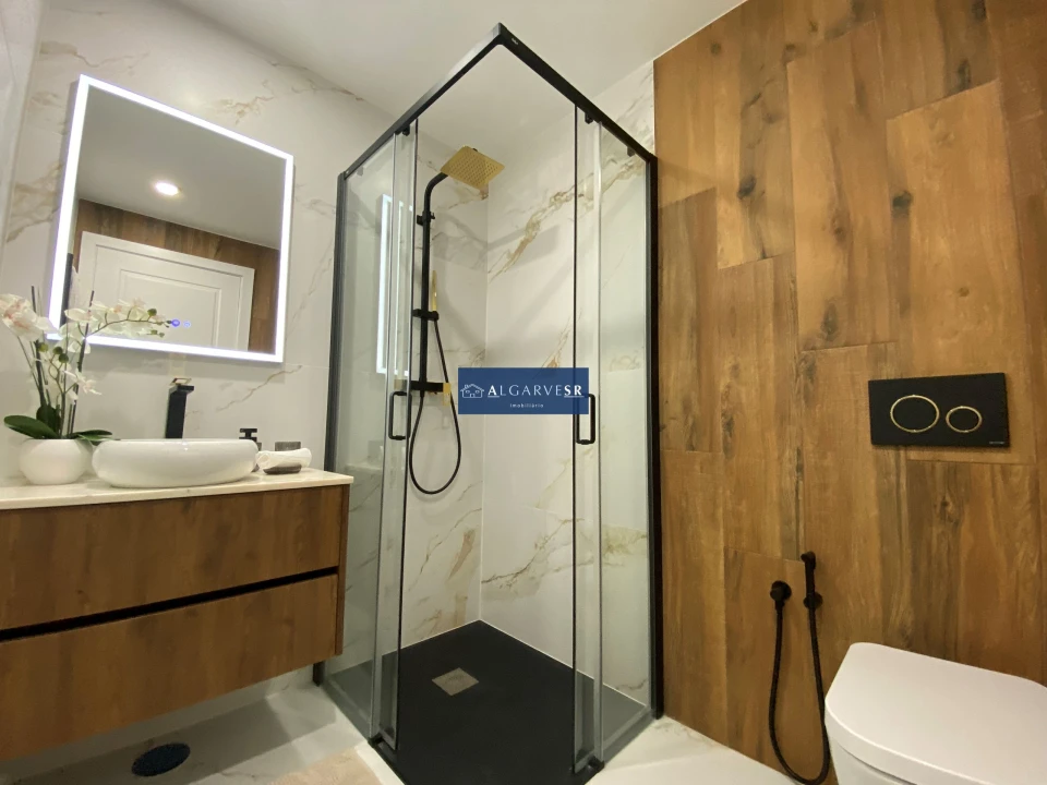 Apartamento T2 para Venda em Armação de Pera Foto 11