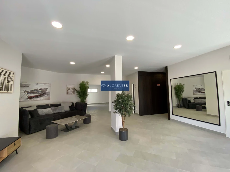 Apartamento T2 para Venda em Armação de Pera Foto 1