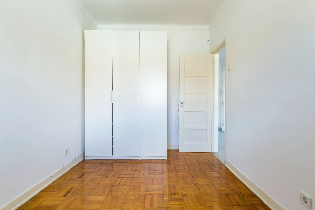 Apartamento T1 para Arrendamento em Alhandra, São João dos Montes e Calhandriz Foto 17