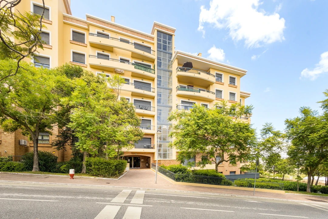 Apartamento T4 para Venda em Santo António dos Cavaleiros e Frielas Foto 27