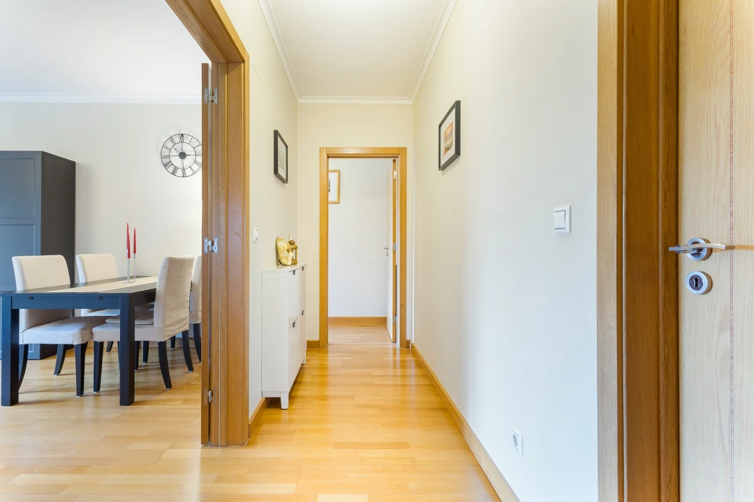 Apartamento T4 para Venda em Santo António dos Cavaleiros e Frielas Foto 11