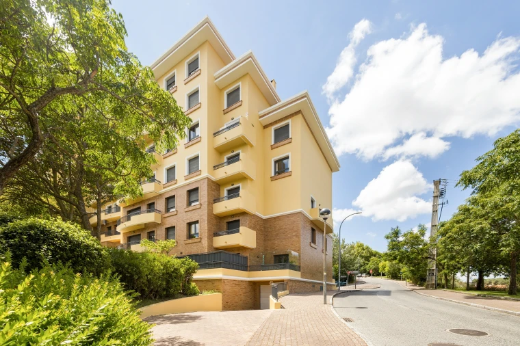 Apartamento T4 para Venda em Santo António dos Cavaleiros e Frielas Foto 28