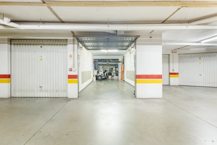 Apartamento T4 para Venda em Santo António dos Cavaleiros e Frielas Foto 24