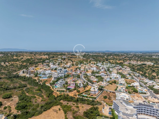 Moradia T6 para Venda em Armação de Pera Foto 29