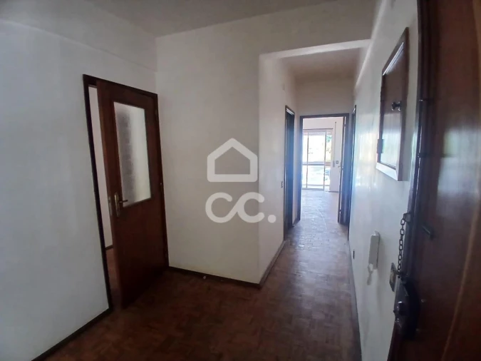 Apartamento T3 para Venda em União das Freguesias de Setúbal Foto 3