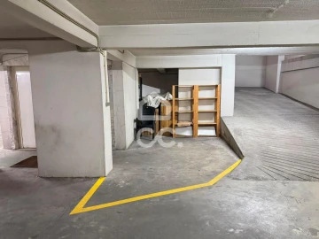 Apartamento T2 para Arrendamento em Loures