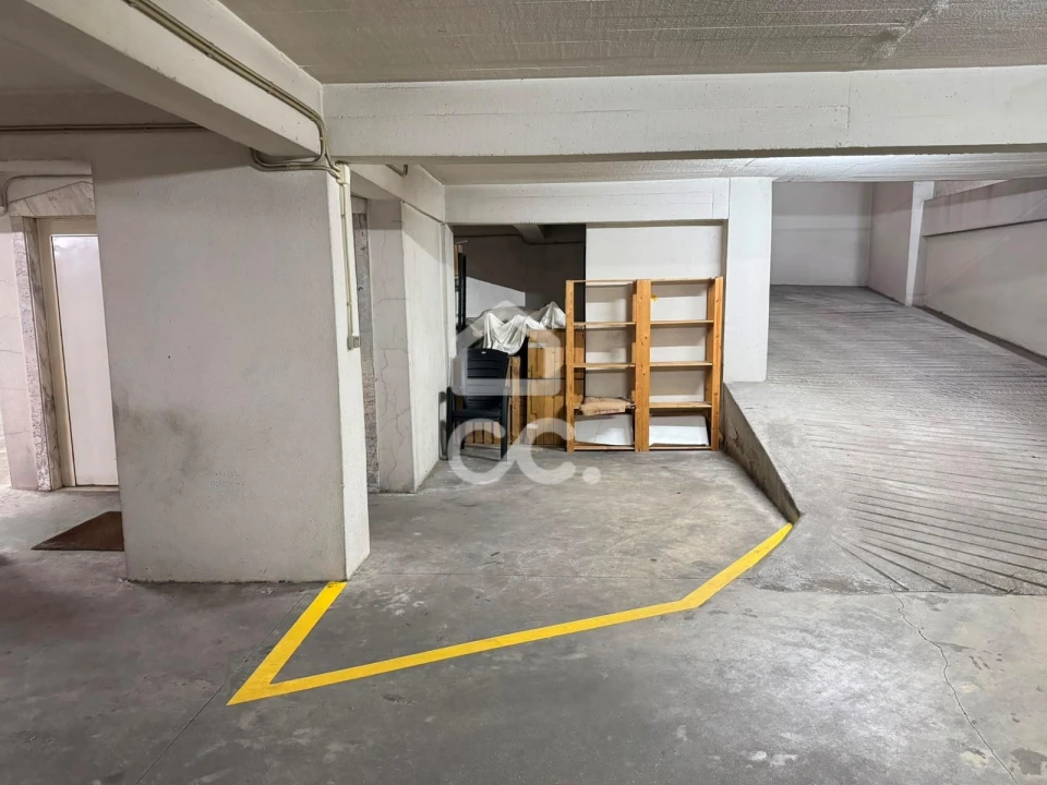 Apartamento T2 para Arrendamento em Loures Foto 21