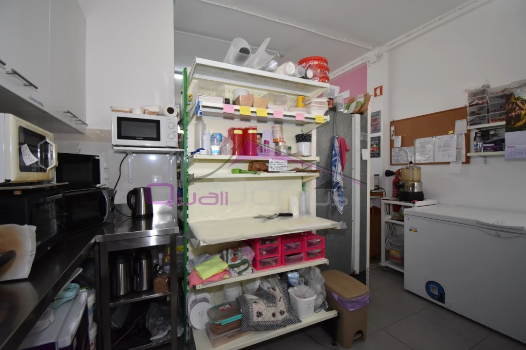 Loja para Cedência de Quotas em Vila Nova da Barquinha Foto 6