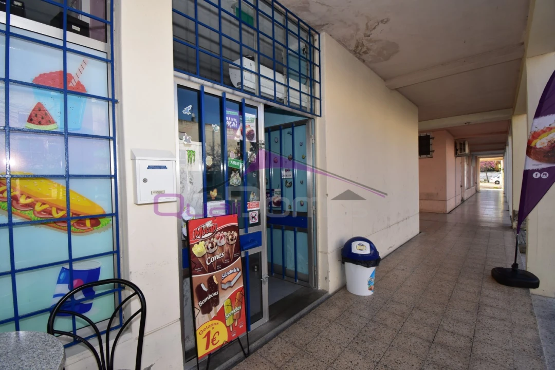 Loja para Cedência de Quotas em Vila Nova da Barquinha Foto 16