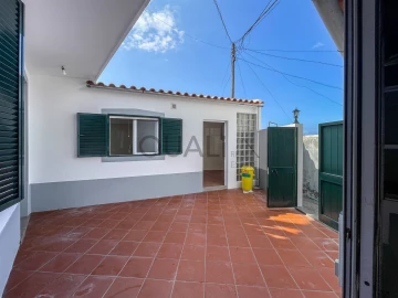 Moradia T1 para Venda em Funchal (Santa Maria Maior)