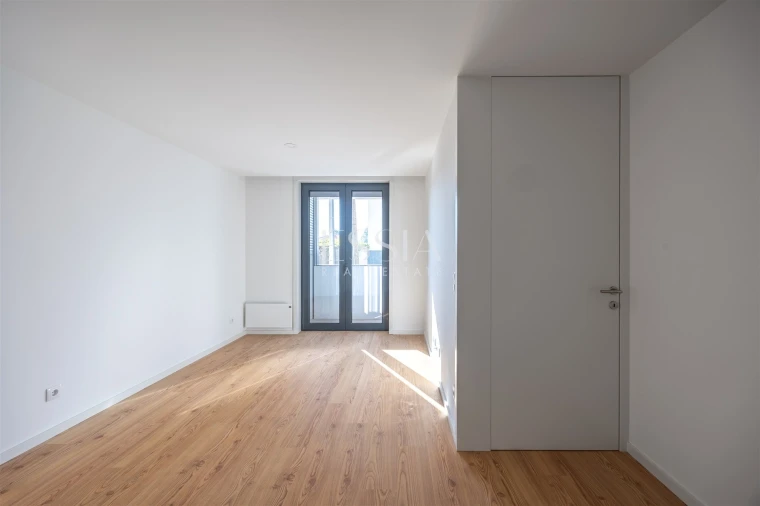 Apartamento T1 para Venda em Paranhos Foto 7