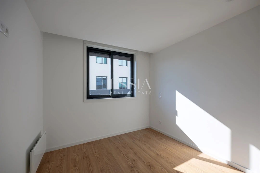 Apartamento T1 para Venda em Paranhos Foto 13